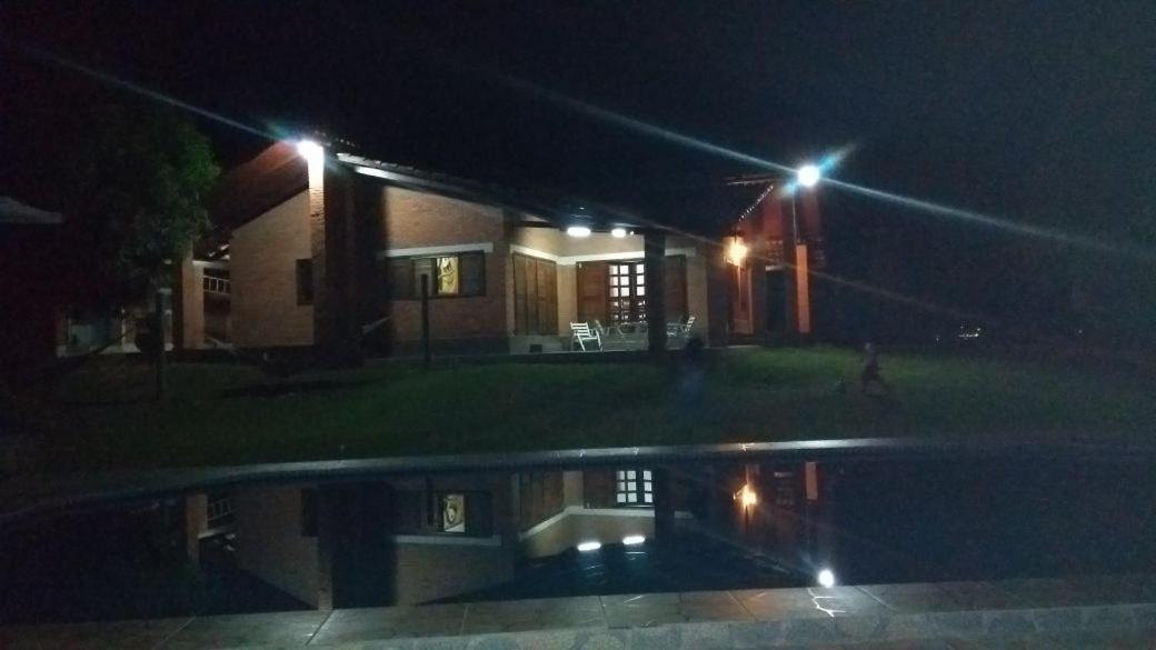 Chacara Charbella Villa Tres Ranchos Екстериор снимка